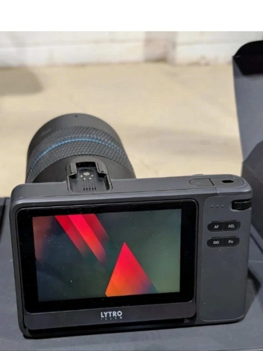 Lytro Illum Light Field Camera B5-0035